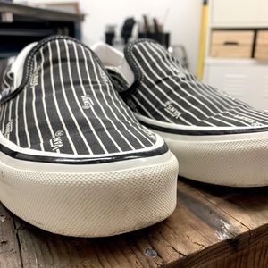 VANS Anaheim Factory Striped Classic 98 DX Slip-on EUC black & white